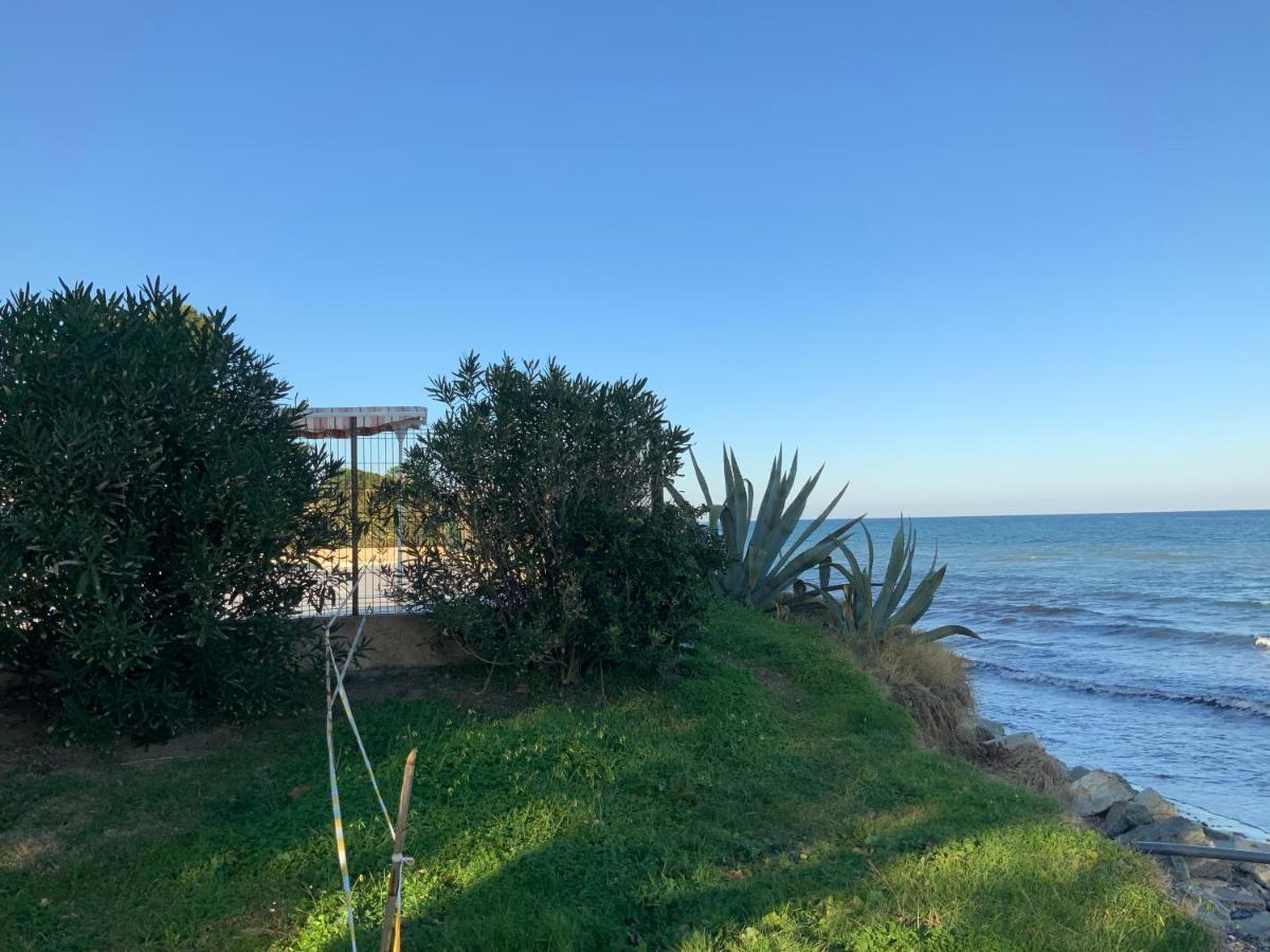 Studio Bord De Mer Santa-Lucia-di-Moriani Exteriér fotografie